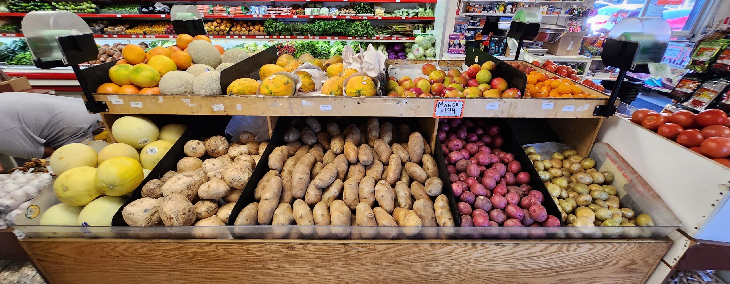 Fresh produce at Primo Thunder Market
