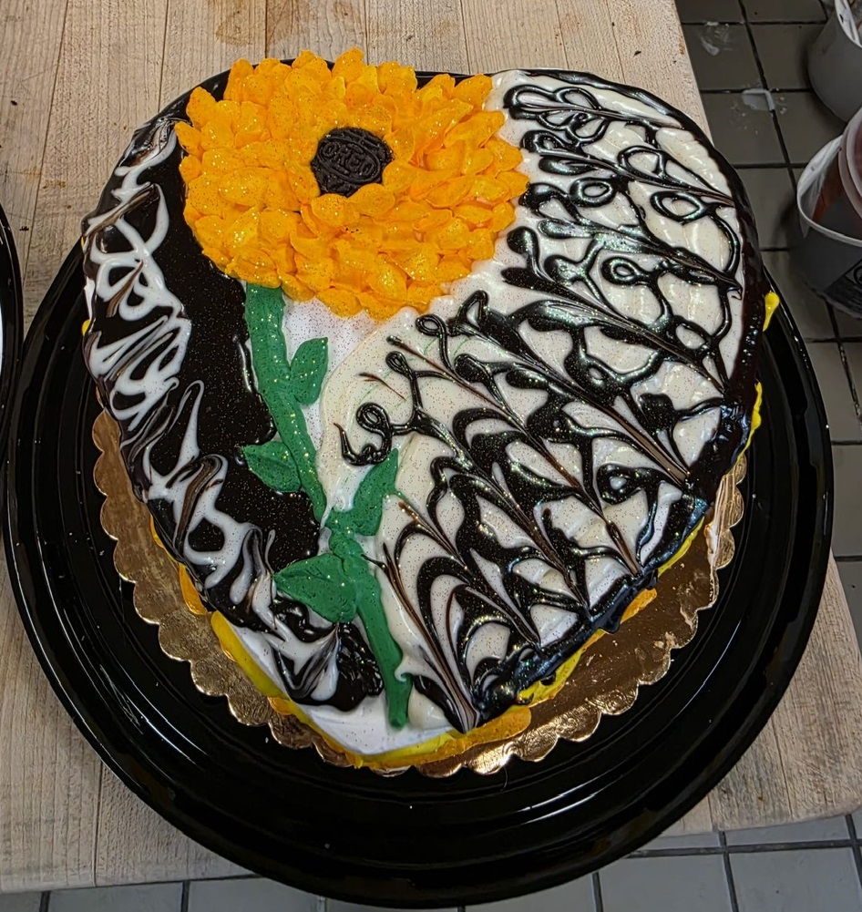 Custom cake from Primo Thunder Market bakery, photo 14 of 17